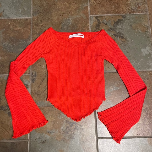 NWOT UO Silence + Noise Tatianna Off the Shoulder Ribbed Sweater - Picture 2 of 5